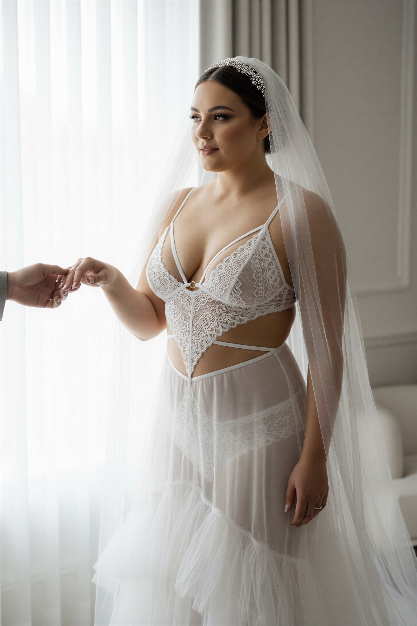 Echo Body Off White Limited Edition